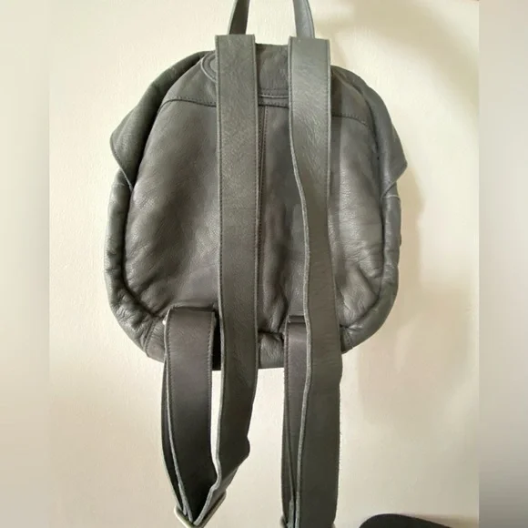 L.K Berlin Backpack - Picture 2 of 3